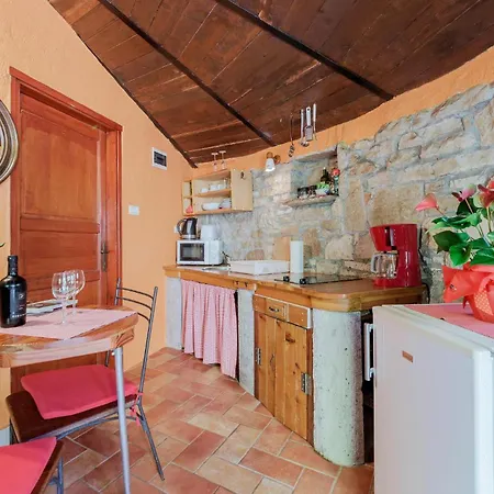 Holiday home Cozy In With Wifi Pula