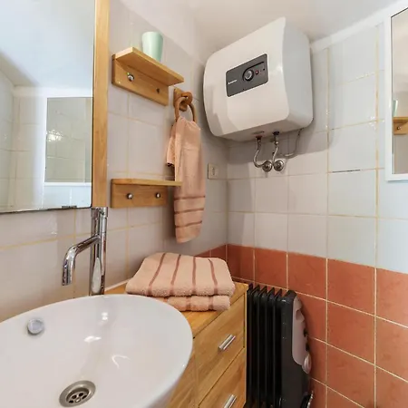 Holiday home Cozy In With Wifi *