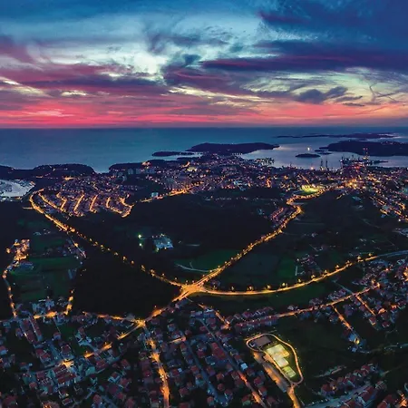 Cozy In With Wifi Дом отдыха Пула