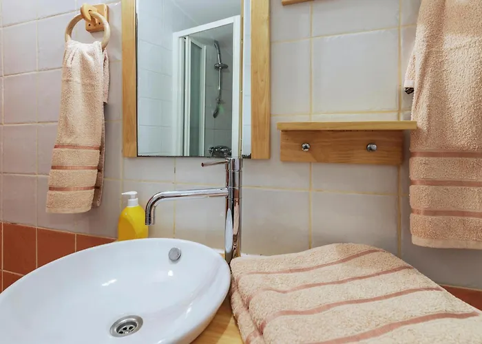 Cozy In With Wifi 普拉